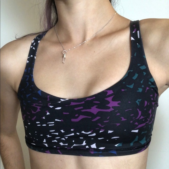 Rare Lululemon Strappy Camo Sports Bra! - Picture 2 of 6